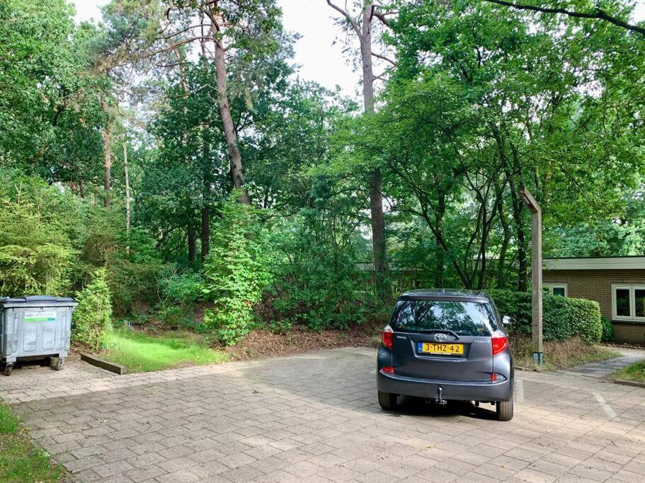 Sluwe Vos: Ontspannen In Het Bos! อ็อตเตอร์โล ภายนอก รูปภาพ